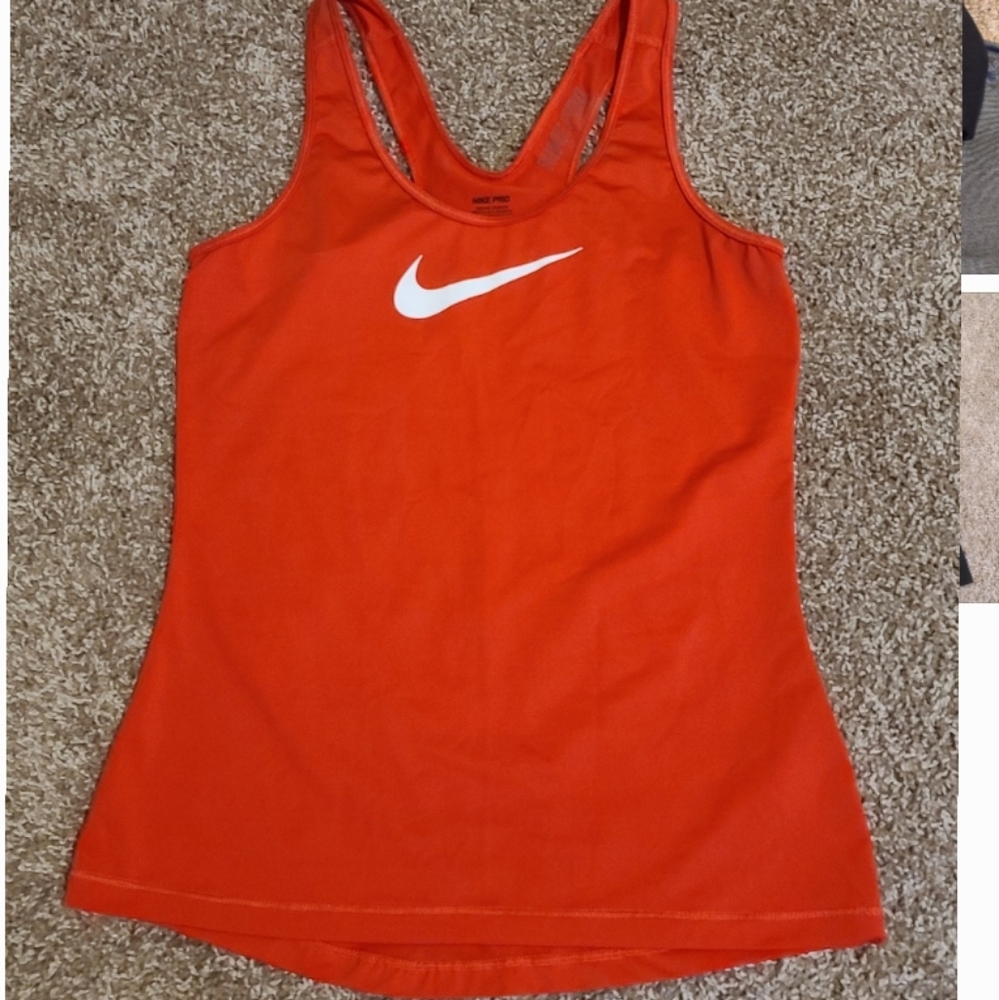 Nike women's training tank top